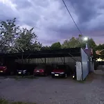 Hostal Nfrocket